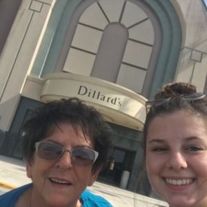 Meet your Posher, Donna